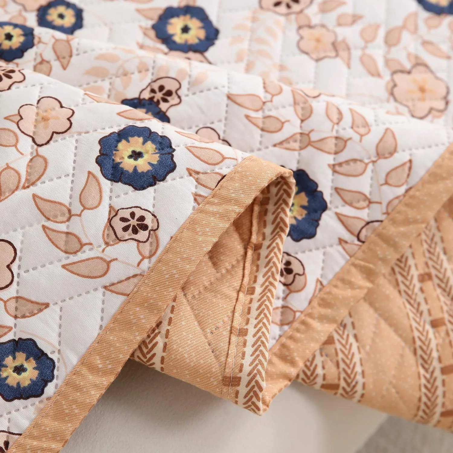HOKIPO Printed Quilted Sofa Cover L Shape, Light Peach Candytuft
