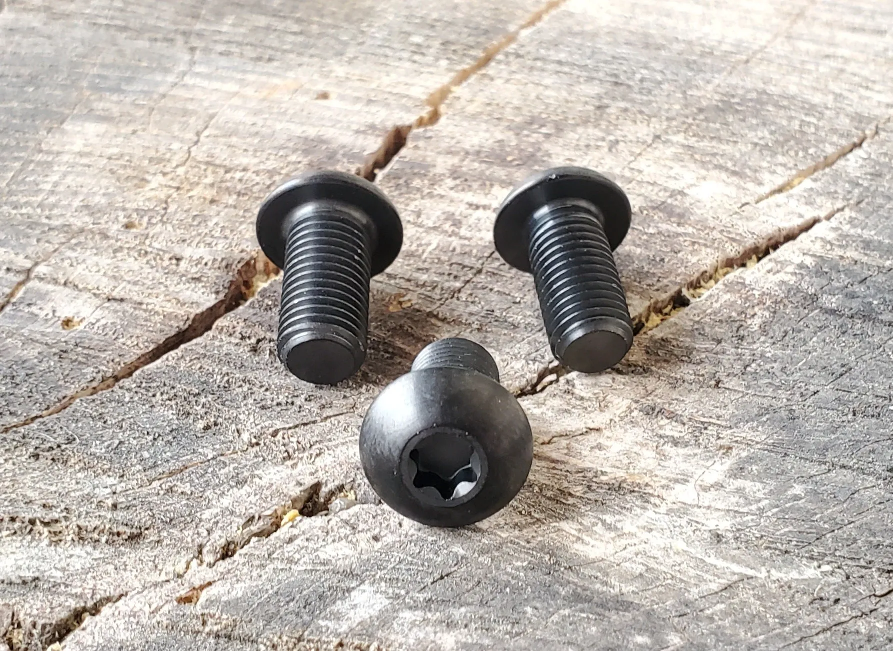 LEFT HAND THREAD - Titanium Alloy (Gr. 5) - T-30 TORX DRIVE - Black Anodized - 5/16-24 x 5/8" Button Head Screw (ONE)
