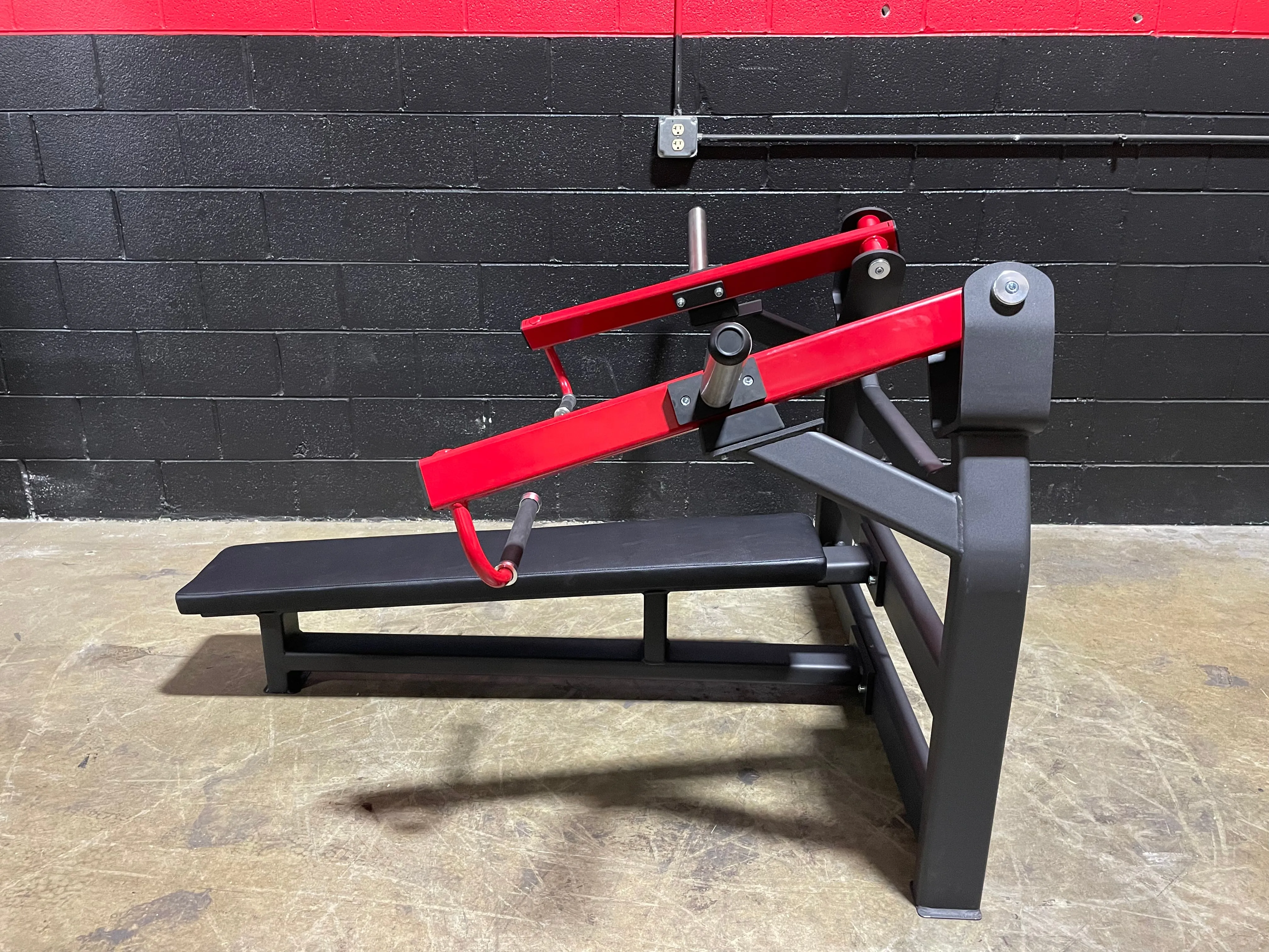 Plate Loaded Iso-Lateral Horizontal Chest Press Machine TZ-8121