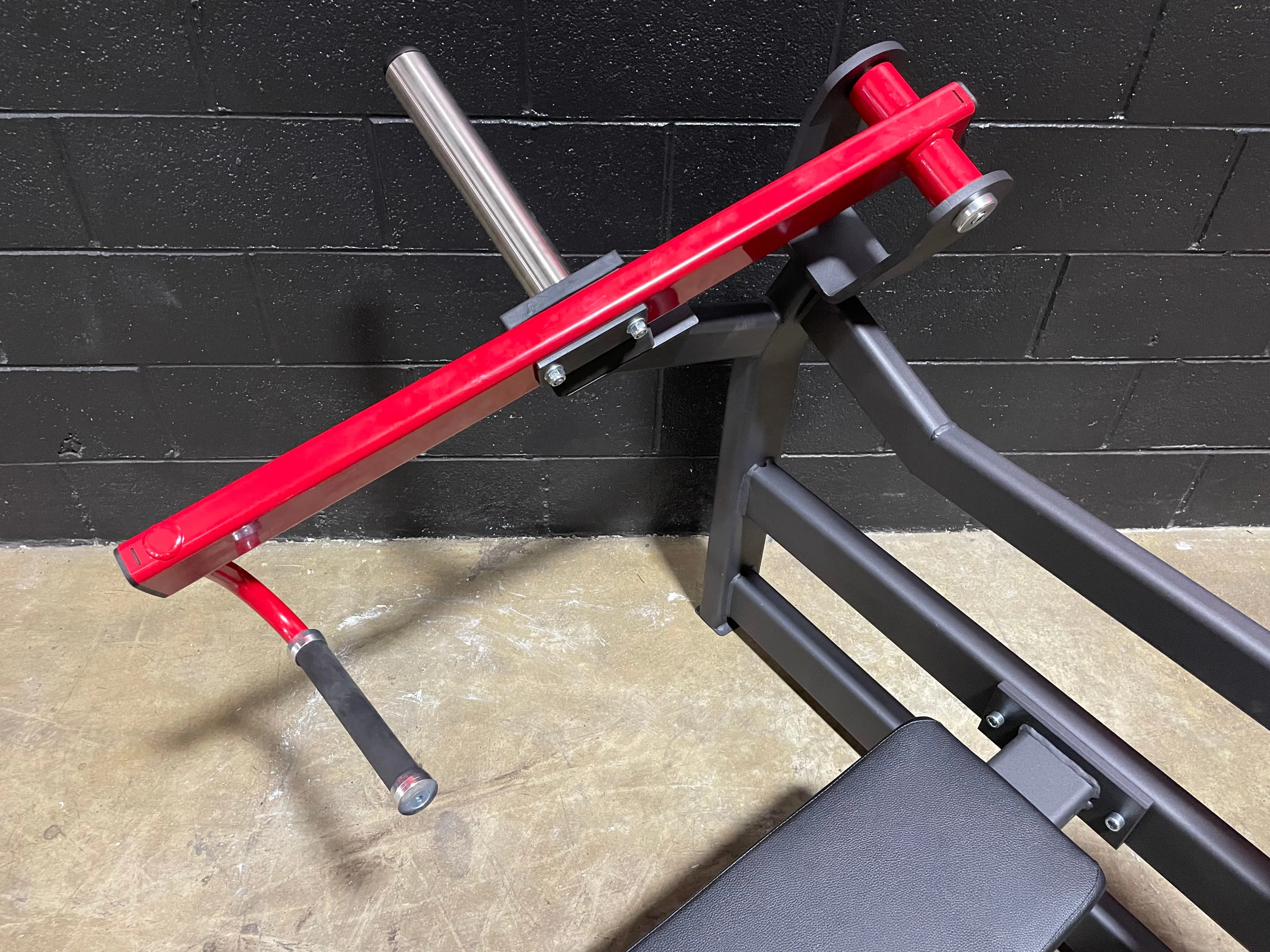 Plate Loaded Iso-Lateral Horizontal Chest Press Machine TZ-8121
