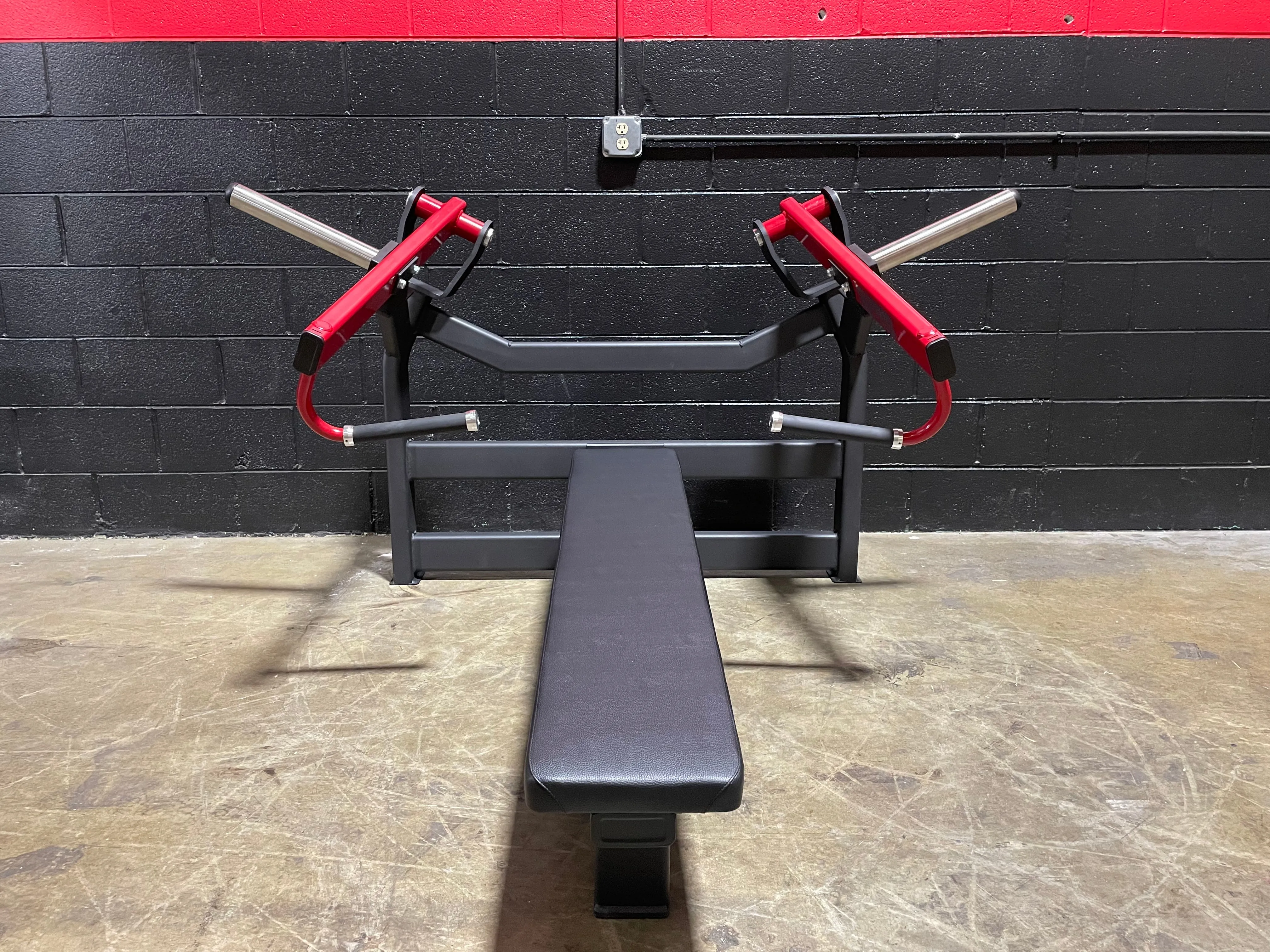 Plate Loaded Iso-Lateral Horizontal Chest Press Machine TZ-8121